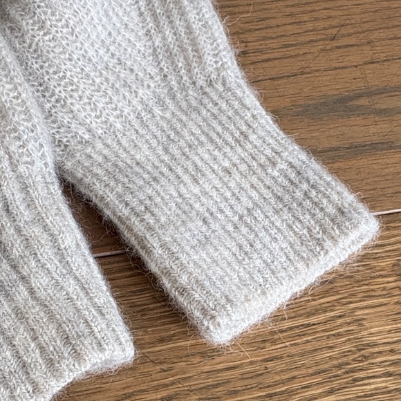 EVERLANE COCOON CREW - Picture 2 of 7